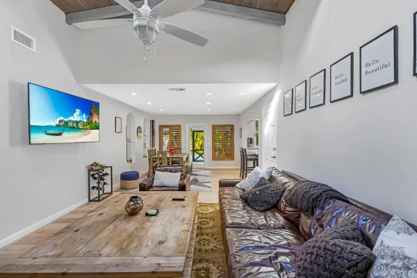 020e8431842cece3c2b3f77525691dfd-uncropped_scaled_within_1536_1152