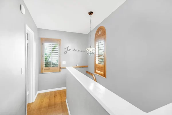 09e36d6932fdfaba1853dfc26ffb6521-uncropped_scaled_within_1536_1152