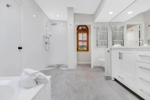 1d8378402f7557b58e86e9345b36e10e-uncropped_scaled_within_1536_1152