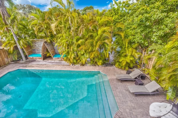 31730f81ad65f21dac4c0608ed11ebcc-uncropped_scaled_within_1536_1152