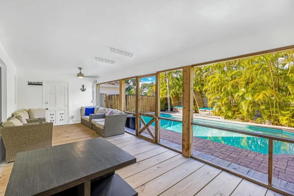 4ac63dbb0535ebb80d5133a1a71cef60-uncropped_scaled_within_1536_1152