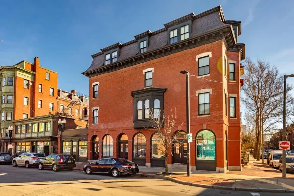 5dfac46eb24e4eda655d34f6e4d519cd-uncropped_scaled_within_1536_1152