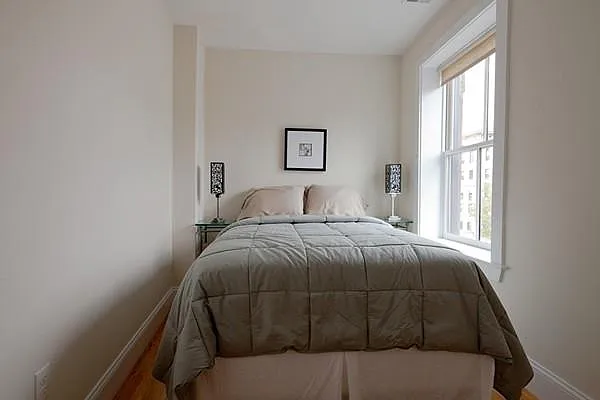 71fa505582ef4d8bf3307994c6577990-uncropped_scaled_within_1536_1152