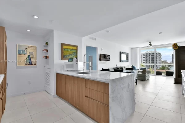 8f2fe2ff24da3472254868dfcd10fc0al-m122423184rd-w2048_h1536