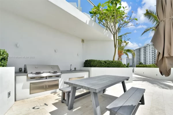 8f2fe2ff24da3472254868dfcd10fc0al-m1654331586rd-w2048_h1536