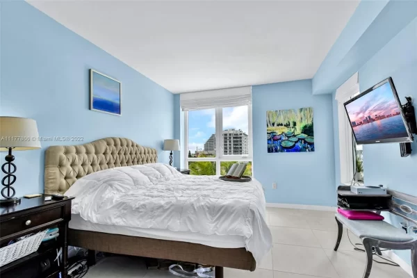 8f2fe2ff24da3472254868dfcd10fc0al-m2092088178rd-w2048_h1536