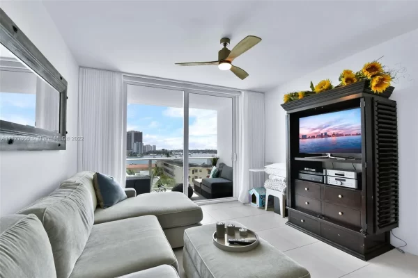 8f2fe2ff24da3472254868dfcd10fc0al-m3987290447rd-w2048_h1536