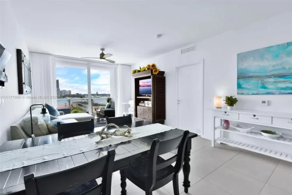 8f2fe2ff24da3472254868dfcd10fc0al-m4270256124rd-w2048_h1536