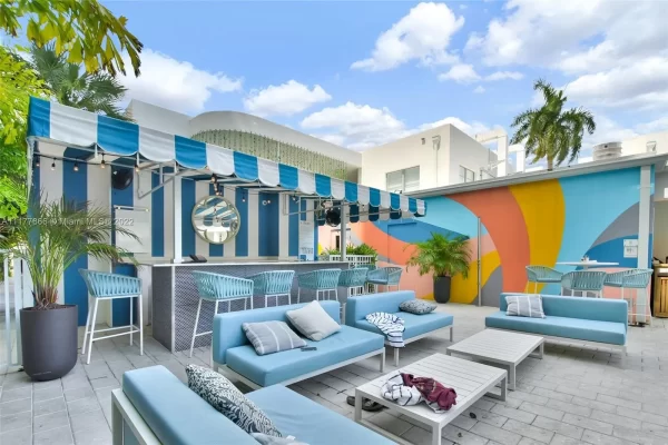 8f2fe2ff24da3472254868dfcd10fc0al-m602793920rd-w2048_h1536