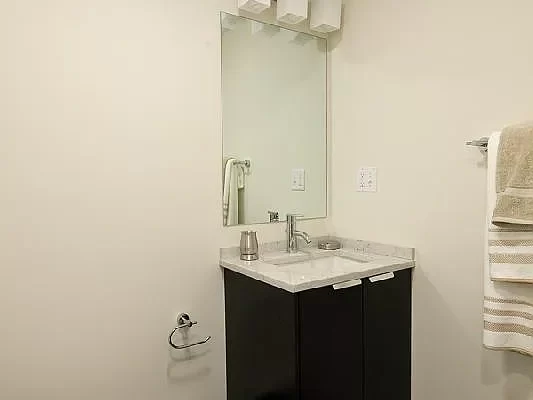 bc32439476f15e6eb470b8802df18c4c-uncropped_scaled_within_1536_1152