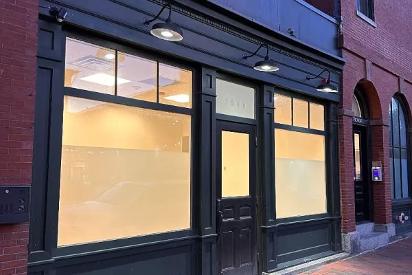 df3f4864010b793e4e728f8fcd7b909d-uncropped_scaled_within_1536_1152