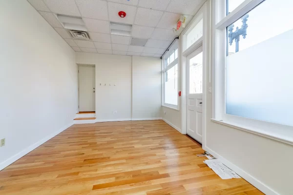 e0c4a572ab754ca37abbba3ba9f255f9-uncropped_scaled_within_1536_1152