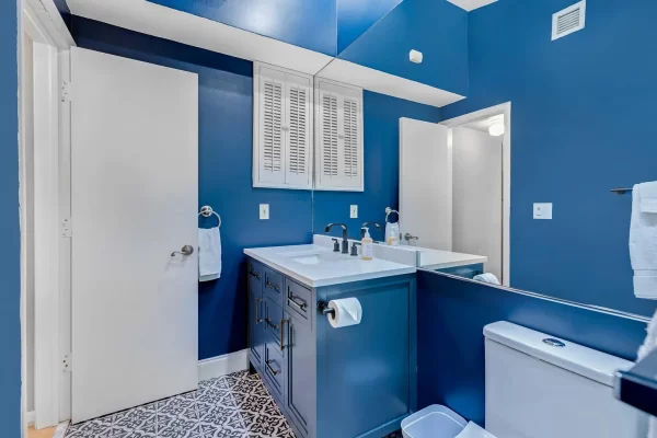 f5b386dc9f4f53a6549fd9e643e70d3d-uncropped_scaled_within_1536_1152